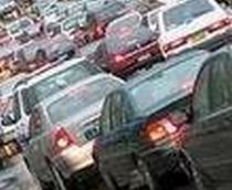 Solutie pentru traficul infernal: Masinile cu un singur pasager nu vor mai avea voie sa circule pe prima banda