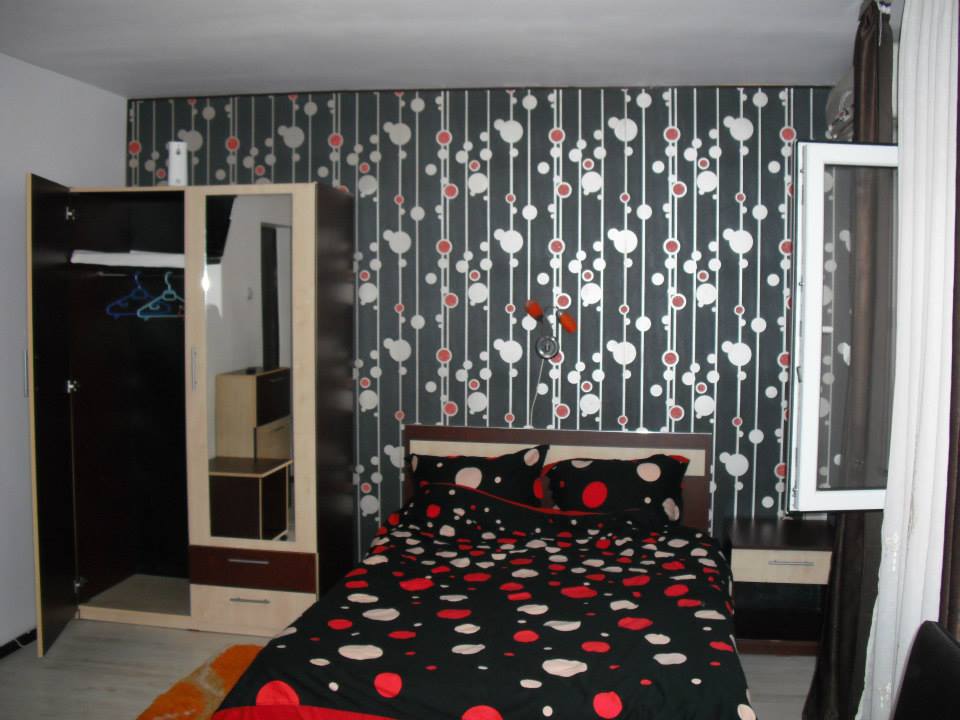 Inchiriez garsoniere si camere pentru studenti la pret avantajos, zona Delfinariu