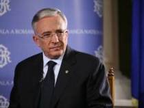 Isarescu cere bancilor sa nu isi bata joc de clientii care au credite cu dobanda variabila