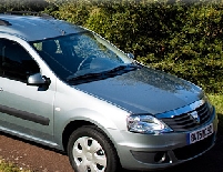 Dacia intrerupe productia de la Mioveni, pentru a adapta oferta la cerere