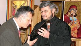 Relu Fenechiu isi face biserica pe banii Guvernului