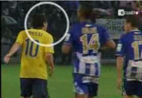 Lionel Messi, criticat de spanioli dupa ce l-a scuipat pe Duda - VIDEO