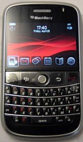 Vodafone aduce Blackberry Storm si in Romania