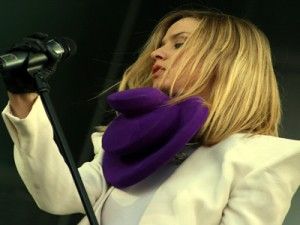 Roisin Murphy a cantat la Bucuresti intr-un show haute couture