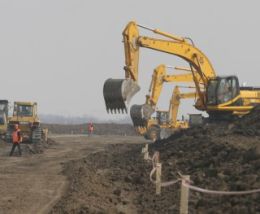 Din cauza greselilor de proiectare, Autostrada Bechtel a avansat pana la kilometrul minus 31