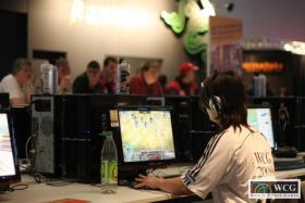 Romanul Marius Craciun a castigat titlul de campion mondial la World Cyber Games 2008