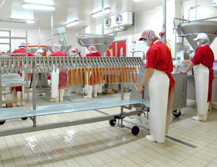 Angajari la ambalat si etichetat mezeluri!