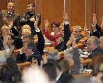 Campanie cu bate si pumni: Batai, agresiuni si lovituri sub centura politicii