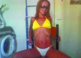 Educatoarea Lucia Cozma din Mehedinti, cu poze sexi pe Internet