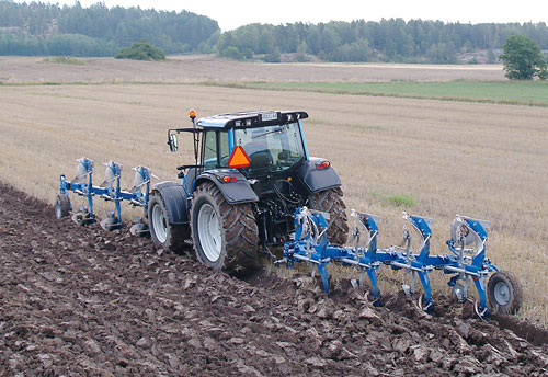Lucreaza ca tractorist in Germania 1400 euro