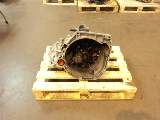 vand cutie viteze 6 trepte Renault Megane 3 , 1.5 dCi ,110 CP , TL4 040 