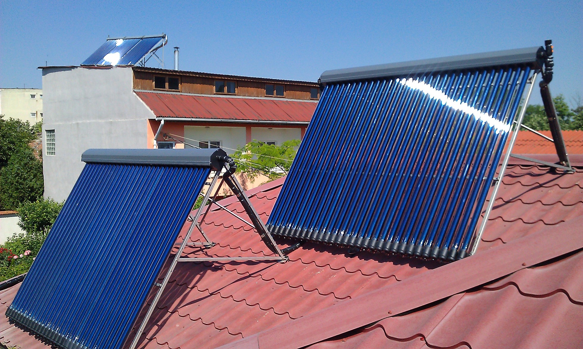  Panouri fotovoltaice 1550 euro