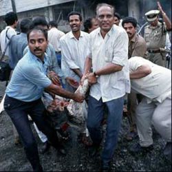 India: Peste 100 morti si sute de raniti in Mumbai, in urma mai multor atacuri cu arme de foc si grenade