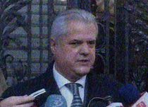 Tensiune pe scena politica romaneasca: Negocieri si revoltari, in randul partidelor