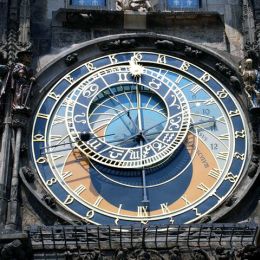 La sfarsitul anului 2008, ceasurile vor fi date inapoi cu o secunda