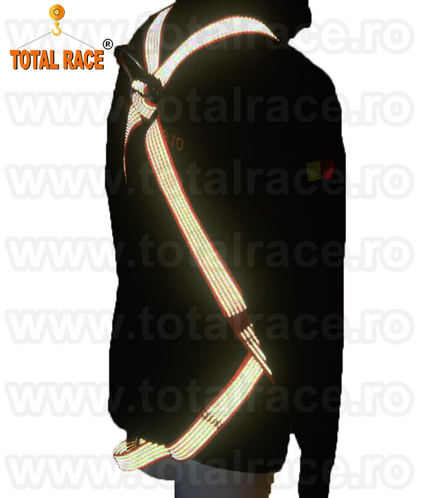 Echipament profesional de protectie reflectorizant pentru lucrul in spatii cu vizibilitate redusa Total Race