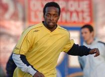 Sidney Govou a fost arestat dupa ce a fost prins beat la volan