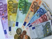 Euro ar putea depasi pragul de 4.2 lei in 2009