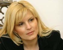 Premierul Boc a anuntat ministrii PD-L. Elena Udrea, viitorul ministru al Turismului