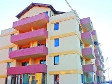 Criza i-a ajuns si pe jucatorii Stelei. Sorin Ghionea si Vali Badea isi vand casele