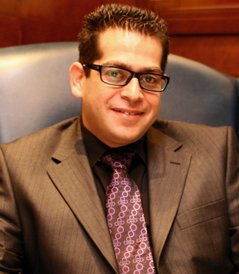 Directorul de marketing al Seven Hills se muta la RomaniaInvest, pe acelasi post