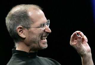 Steve Jobs se retrage de la Apple din cauza cancerului