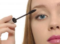 Machiajul le provoaca femeilor o stare de euforie