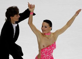 Sexy-show involuntar la Campionatul European de patinaj artistic - VIDEO