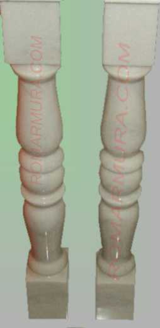 Stalpisori din marmura