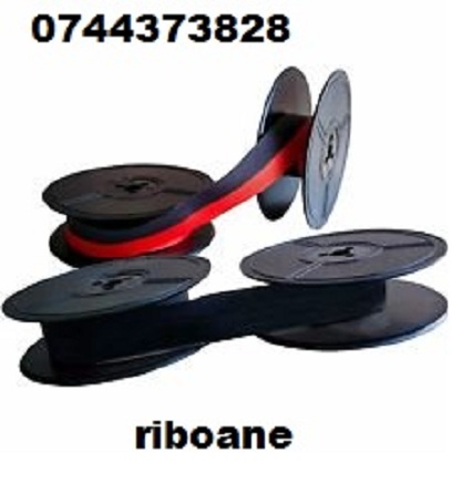 Role cu banda pentru masini de scris.