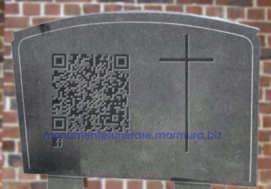 Monumente piatra sau marmura