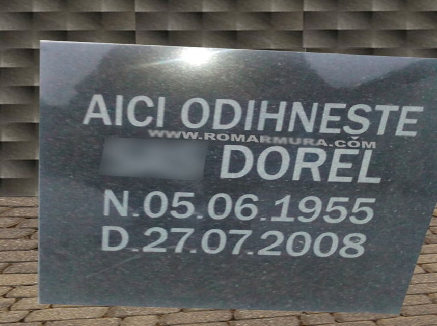 Pret decent pentru gravat litere