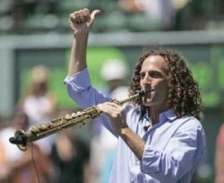 Kenny G concerteaza la Bucuresti