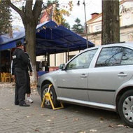 Bucurestenii pot reclama parcarea abuziva pe locurile de resedinta