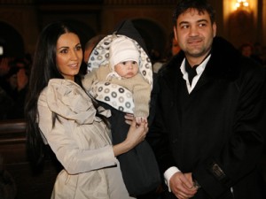 Nicoleta Luciu si-a botezat fiul