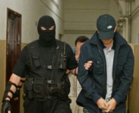 Un rapper care a cantat in trecut impotriva drogurilor este cercetat acum pentru trafic de stupefiante