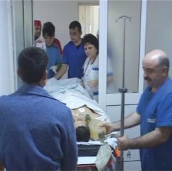 Un politist din Targu Jiu s-a impuscat in abdomen din gelozie