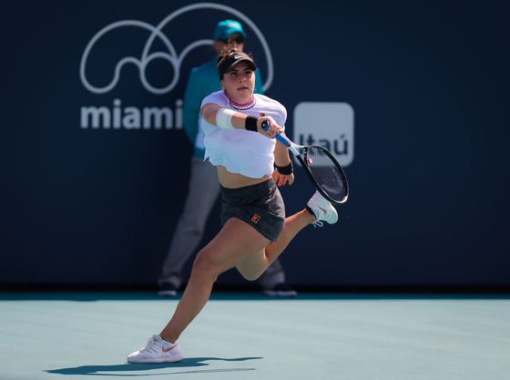 Imaginea articolului Meciul Bianca Andreescu - Anett Kontaveit, de la Miami Open, se joacă luni. ORA confruntării
