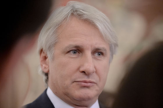 Imaginea articolului Teodorovici, despre taxa auto: A fost bugetul blocat, s-a deblocat, acum or să înceapă plăţile