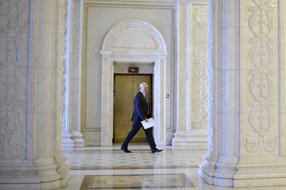 Imaginea articolului Tomac, după ce Dragnea a spus că PSD e la guvernare, dar nu la putere: Livache, lasă-ne!