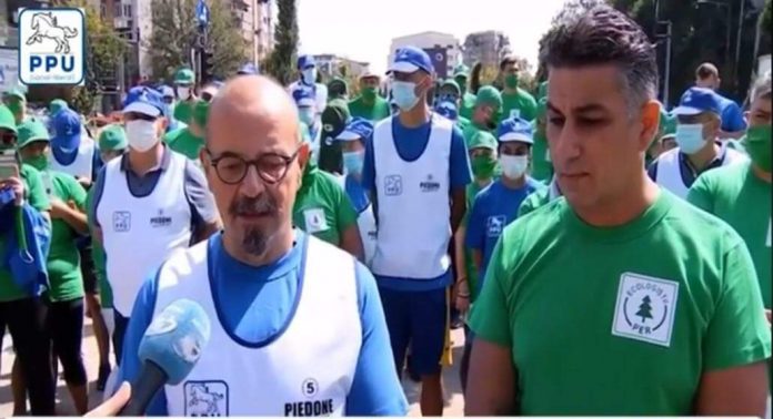 received_689641458632579