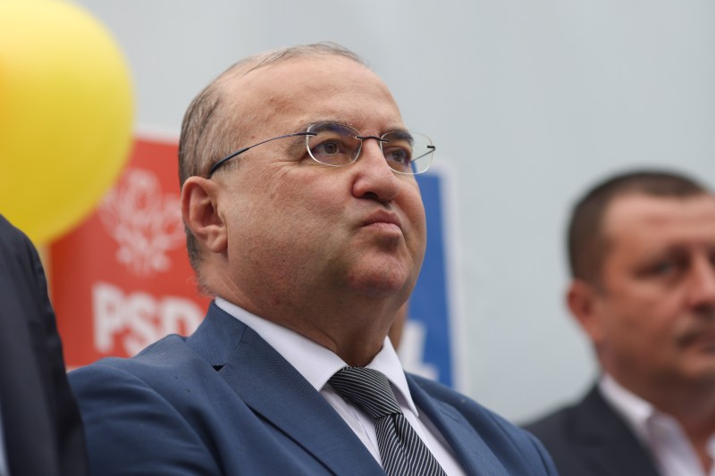 fanatik.ro: Claudiu Săftoiu, reales consilier local la Sectorul 2. Din ce sinecură trăiește fostul șef al SIE