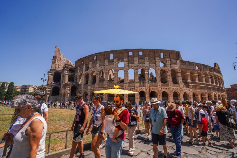 FOTO Peste 50 de grade Celsius, înregistrate în zonele frecventate de turiști la Roma, într-o filmare cu o cameră termică cu infraroşu