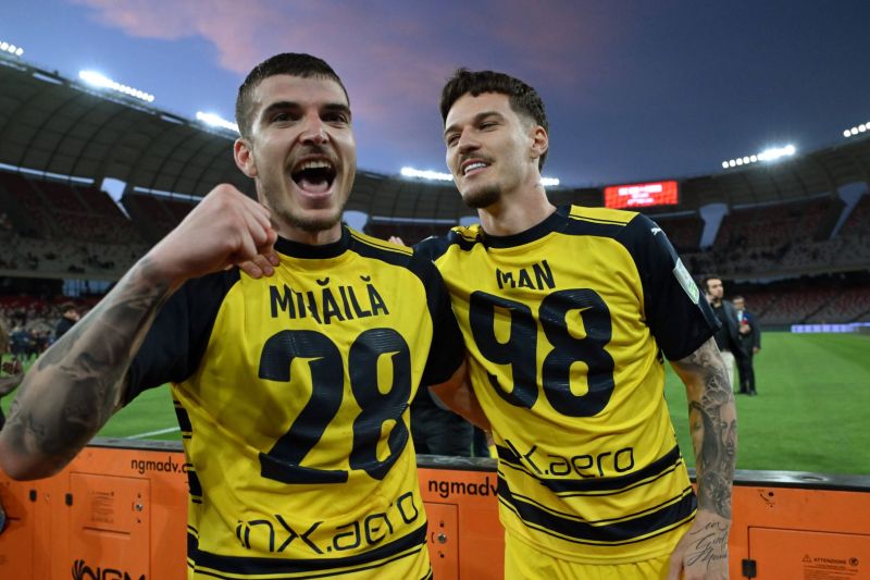 Man și Mihăilă semnează: „Lucrăm de 9 luni la contracte”