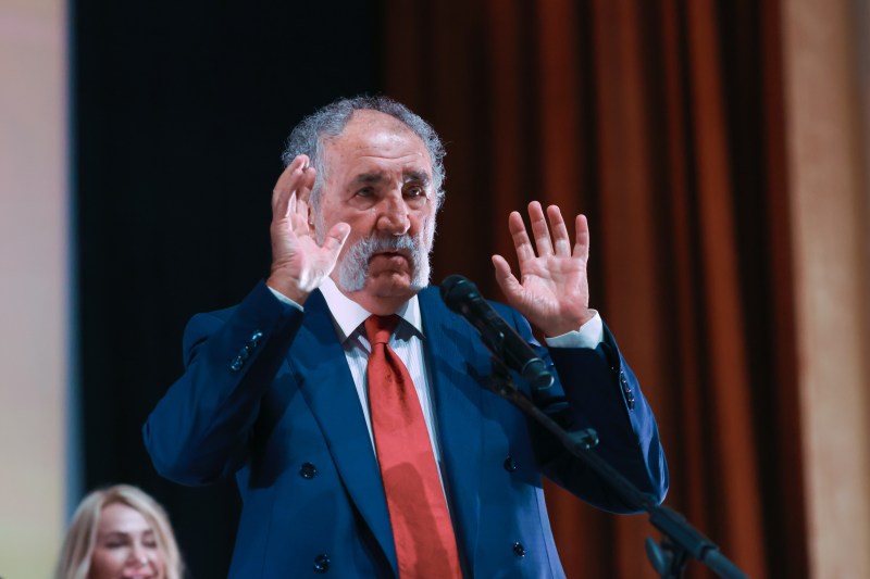 fanatik.ro: Ion Țiriac a fost amendat de poliție. S-au solicitat proba video și prezența unui martor în instanță