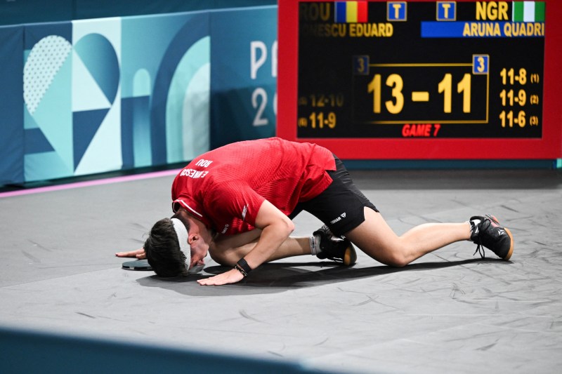 JO Paris 2024, tenis de masă: Eduard Ionescu a povestit ce i-a dat putere să întoarcă extraordinar meciul din primul tur: „M-am gândit la ea, că a bătut tot drumul până aici”