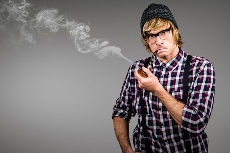 Prigoană împotriva fumătorilor din Marea Britanie. Guvernul vrea să interzică fumatul într-un număr mare de spații exterioare