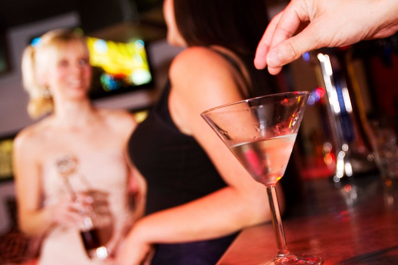 Droguri puse fără acord în băutură / Chris Rout / Alamy / Alamy / Profimedia