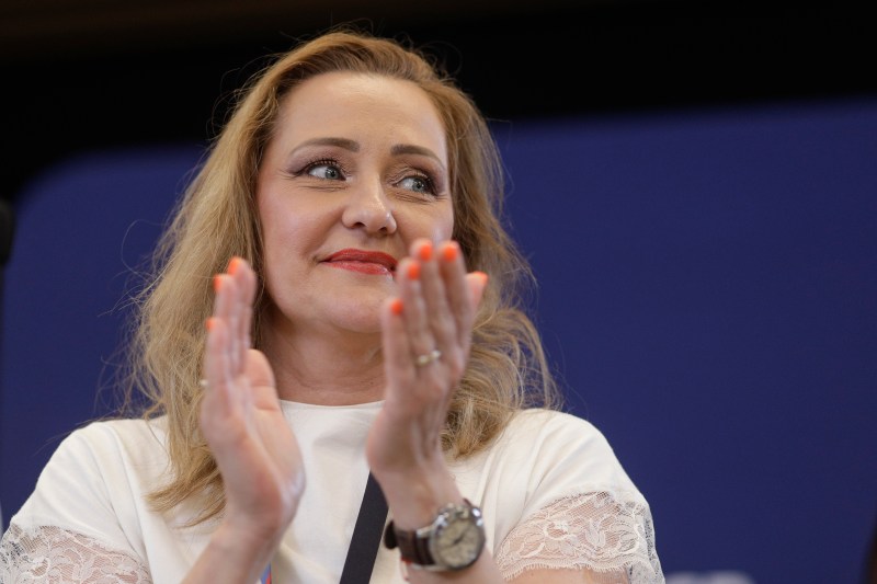 Invitată la postul unde a lucrat, Elena Lasconi îl vede pe Ludovic Orban cel mai potrivit pentru funcția de premier: „Veşnicul Trubadur”