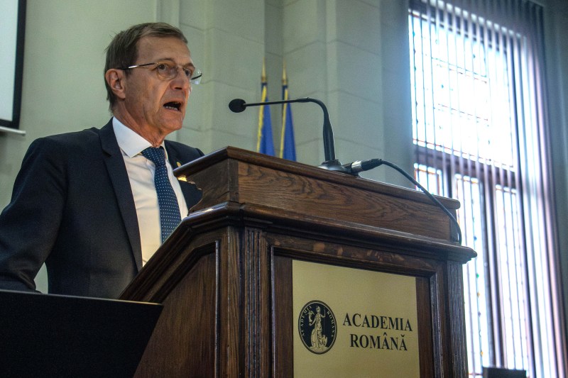 Academia Română respinge orice asociere cu ideile promovate de Călin Georgescu: „Apologia suveranismului, a naționalismului extremist și, cu atât mai grav, a opțiunilor filoruse și filoputiniste” 